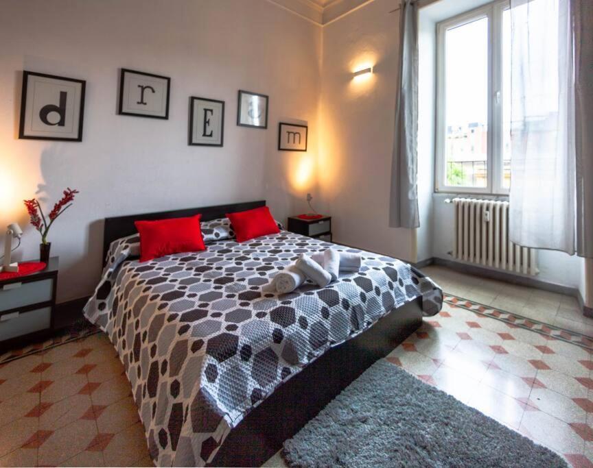Red House Ostiense Historic Building Apartment Rom